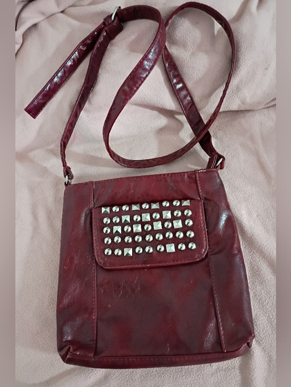 Women's Studded Crossbody Leather Bag - Burgundy